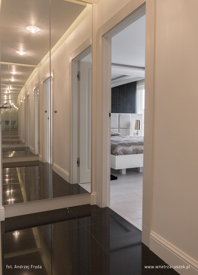 Przedpokój na wysoki połysk Biały przedpokój