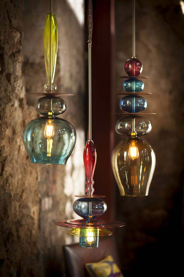 Kolorowe lampy ze szkła