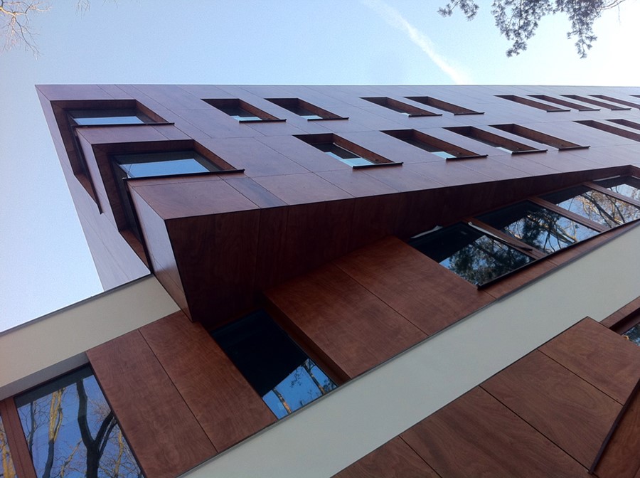 Realizacja Hotelu Narvil drewniana elewacja