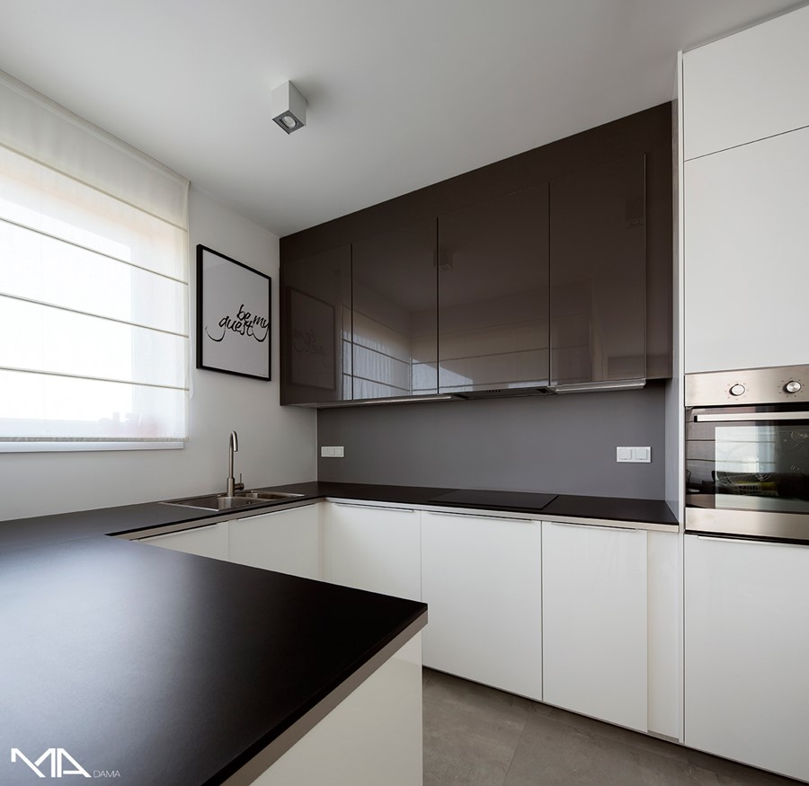 Biały pokój dzienny w nowoczesnym mieszkaniu Architektura, wnętrza, technol -> Kuchnia Czarna Nowoczesna Biały pokój dzienny w nowoczesnym mieszkaniu Architektura, wnętrza, technol -> Kuchnia Czarna Nowoczesna