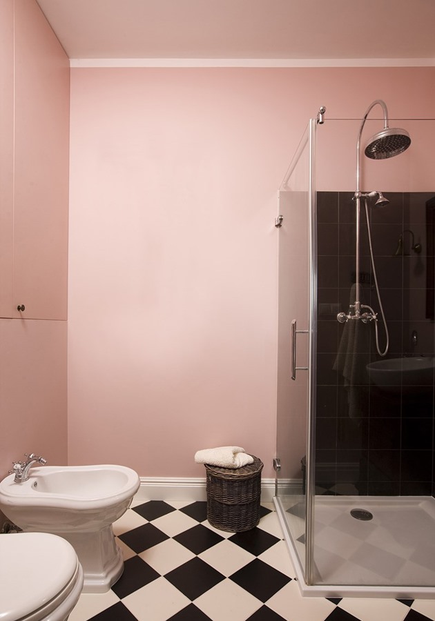 Aranżacja różowej łazienki Poco Design