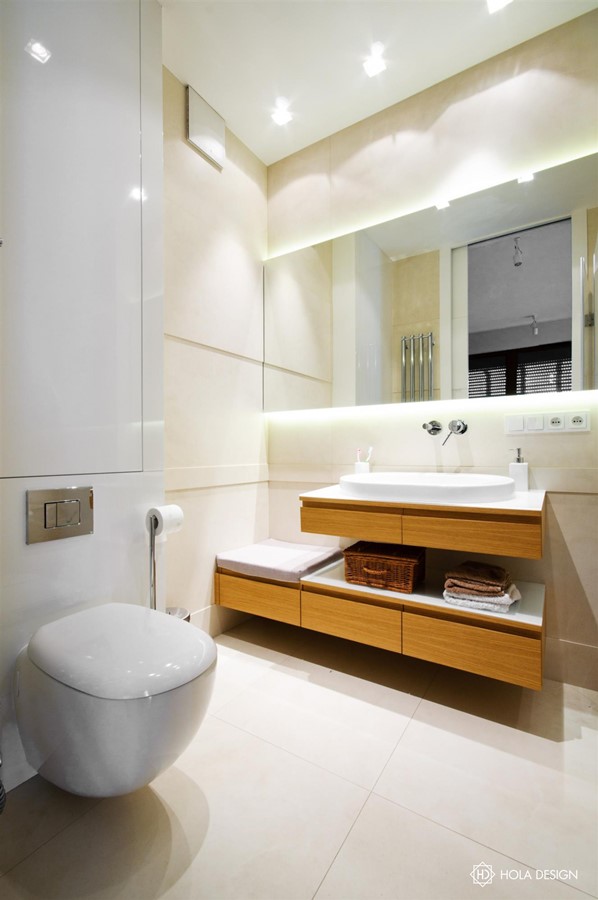 Kremowa łazienka z prysznicem Hola Design