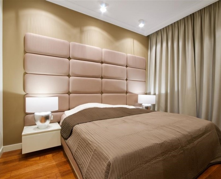 Przytulna sypialnia w beżach Hola Design