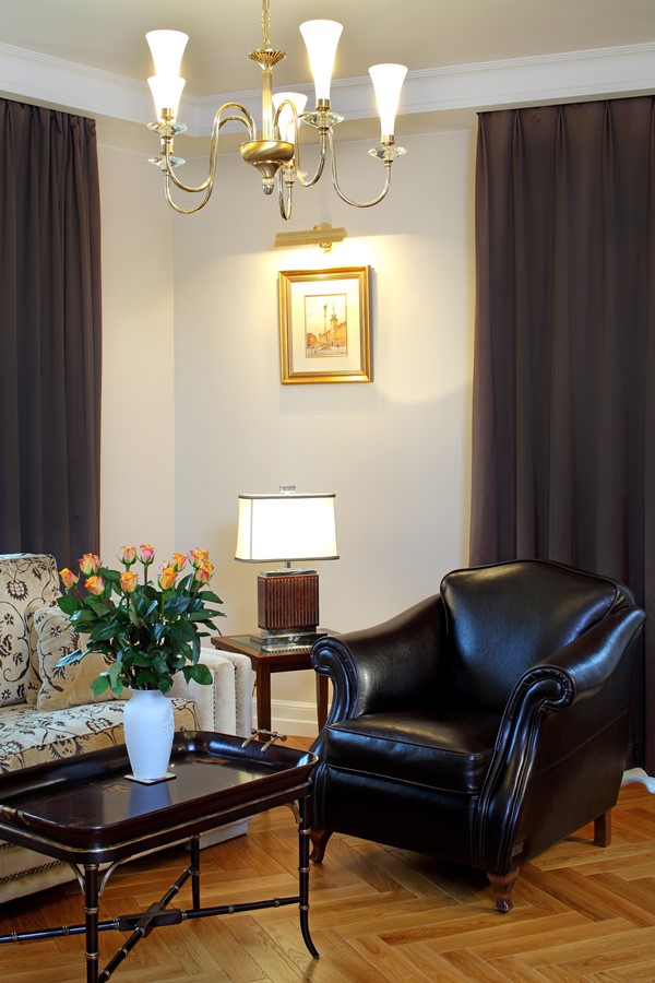 Klasyka w salonie z jadalnią 2