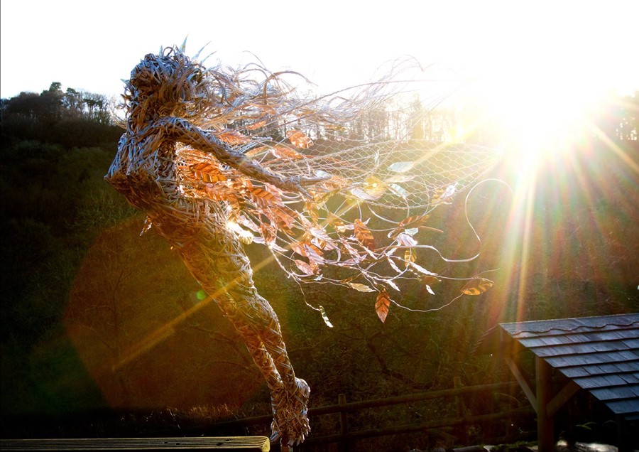 Zjawiskowa rzeźba ogrodowa z metalu Robin Wight
