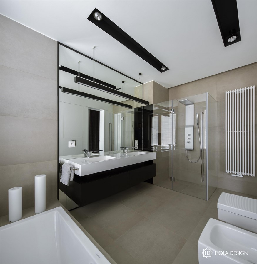 Aranżacja minimalistycznej łazienki Hola Design