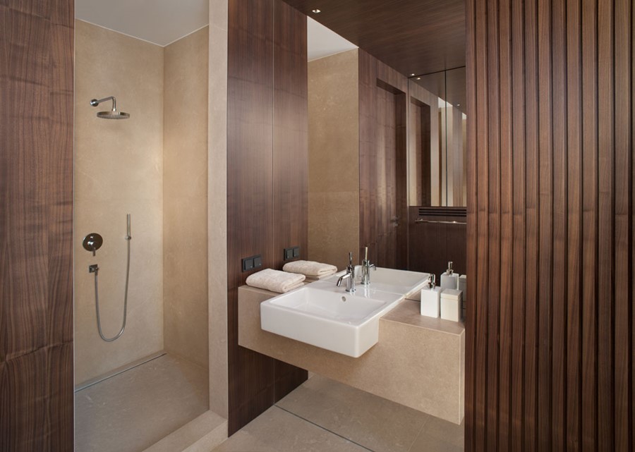 Drewno w nowoczesnej łazience Exitdesign