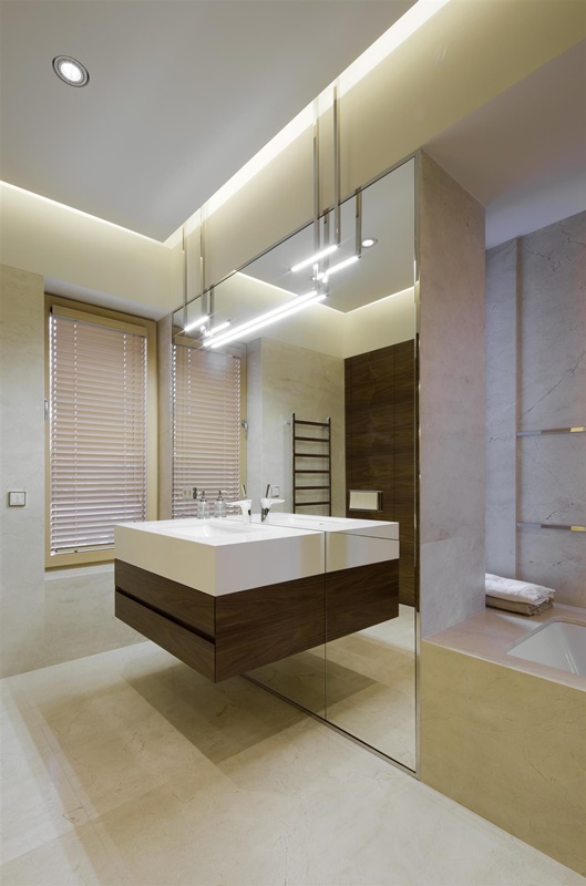 Naturalne materiały w stylowej łazience