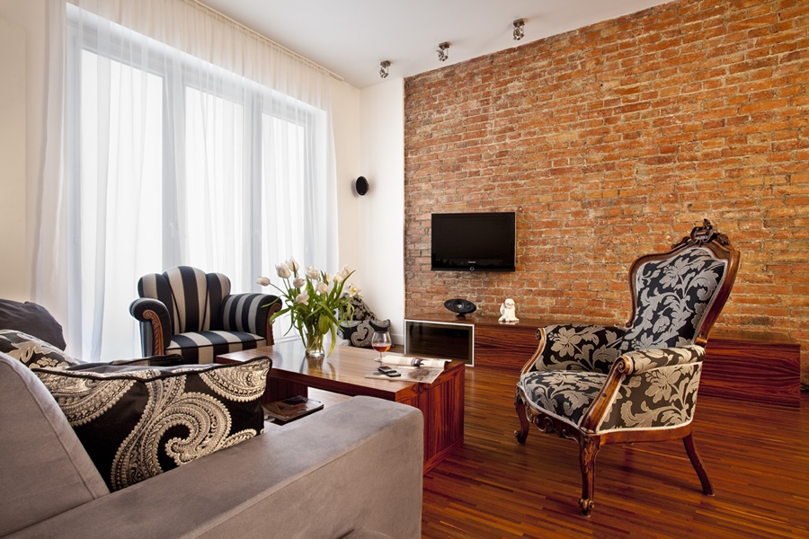 Eklektyczny salon w kamienicy I Nasciturus Design
