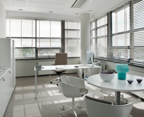 Aranżacja nowoczesnego biura