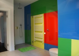 Aranżacja kolorowej łazienki