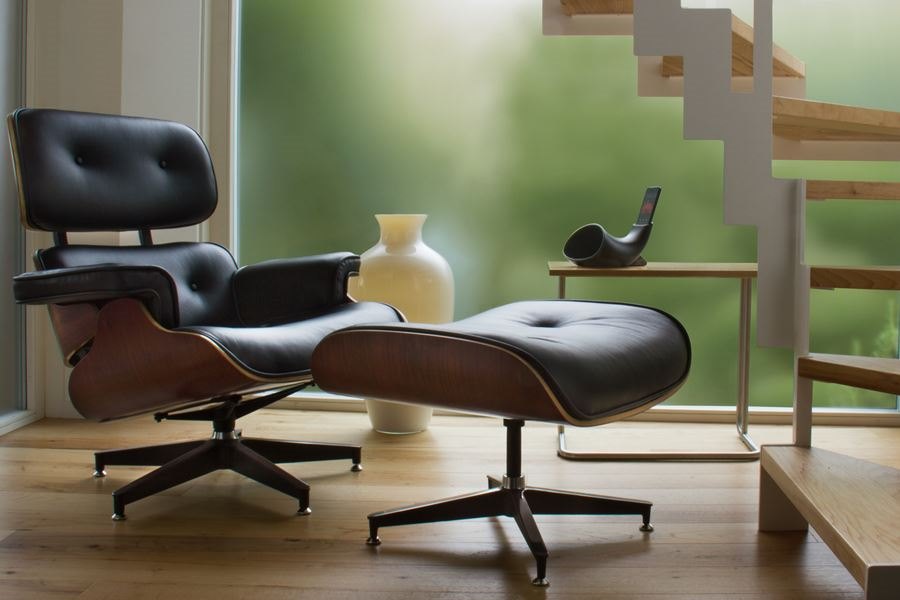 Charles & Ray Eames Lounge chair Charles & Ray Eames Lounge chair