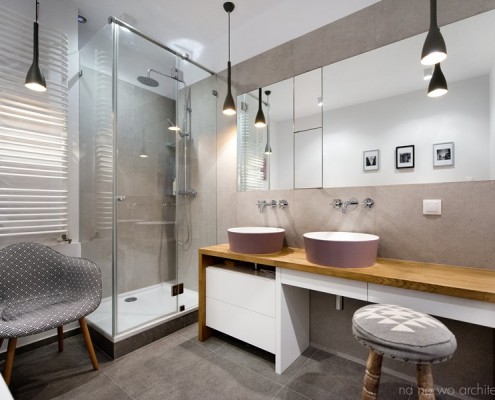 Aranżacja nowoczesnej łazienki z prysznicem w mieszkaniu - oryginalna łazienka