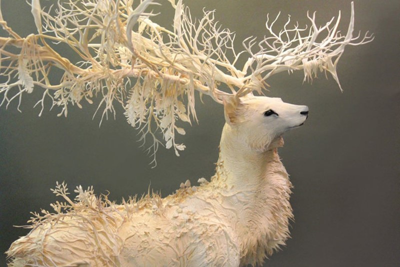Surrealistyczne rzeźby zwierząt Ellen Jewett 2