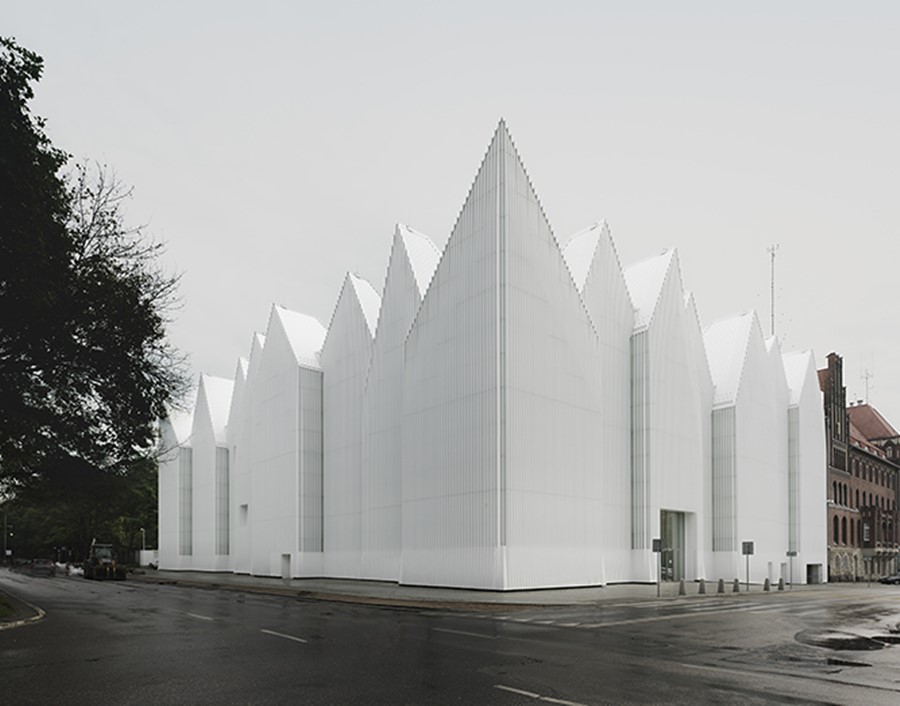 budynek filharmonii w Szczecinie bryła nagrodzona nagrodą Mies van der Rohe Award 2015