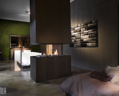 Łazienka nowoczesna połączona z sypialnią romantyczna