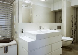 Duża umywalka w łazience Hola Design
