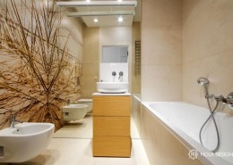 Nowoczesna łazienka w jasnym beżu hola Design
