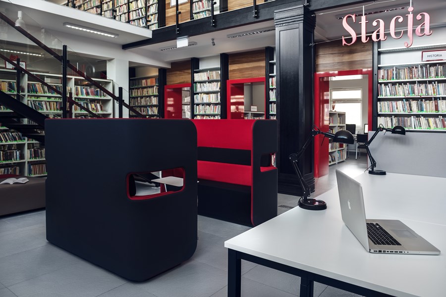 Nowoczesny wystrój wnętrz biblioteki
