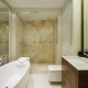 Duża wanna i prysznic w łazience Hola Design