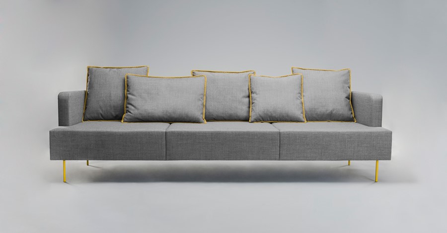 Sofa Levit_Comforty "Sofa w salonie" - model Levit by T. Rygalik