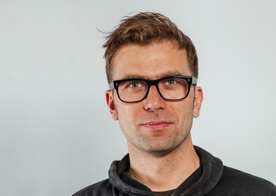 Tomek_Rygalik_portret_E_Winczyk projektant Tomasz Rygalik