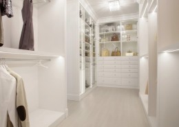 Aranżacja garderoby w bieli Living Box