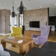 Pastelowe fotele w salonie Hola Design