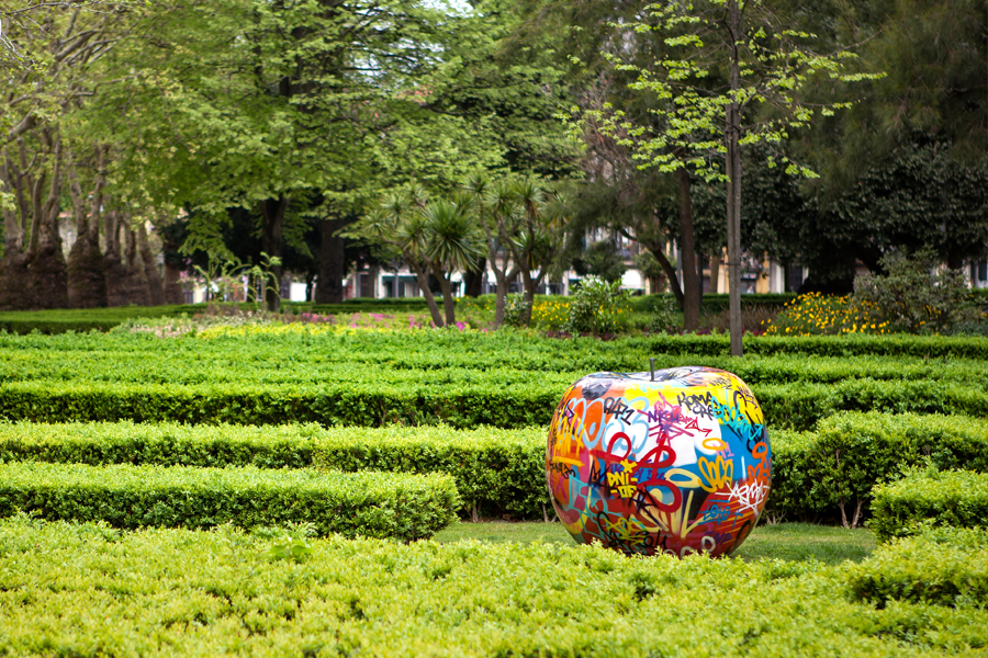 Bull and Stein rzeźby - nowoczesne ogrody