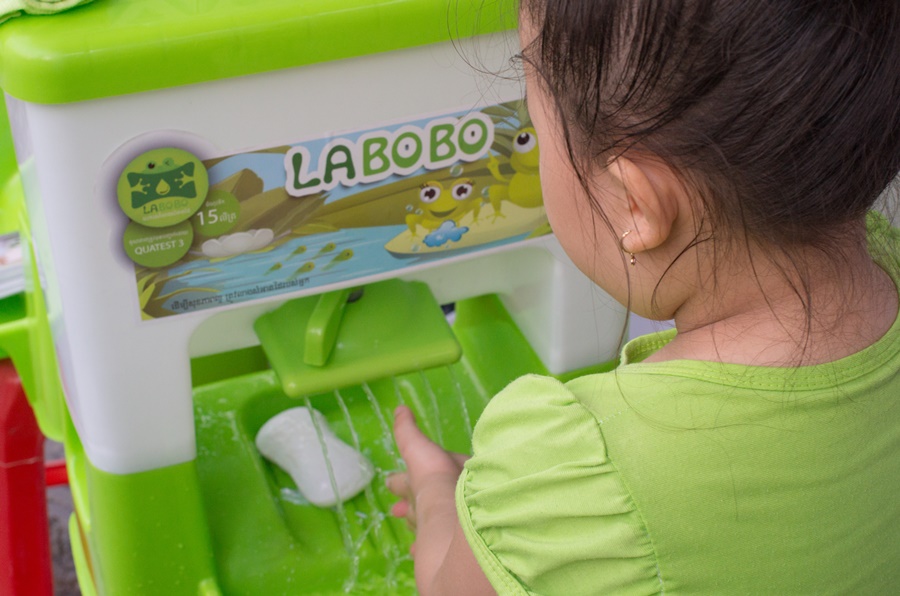 Happy Tap - umywalka dla dzieci, która pomoże uchronić się przed wieloma chorobami