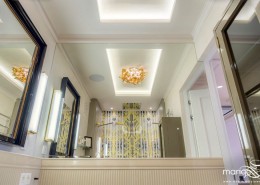 Mała łazienka w stylu modern classic Mango Studio