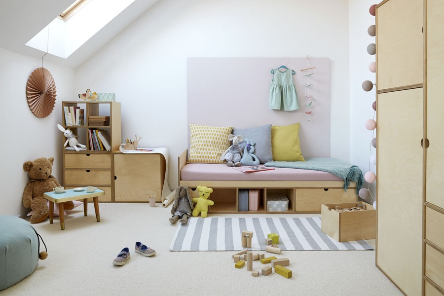 http://www.homesquare.pl/?s=fam+fara&post_type=product - pokoje dla dzieci