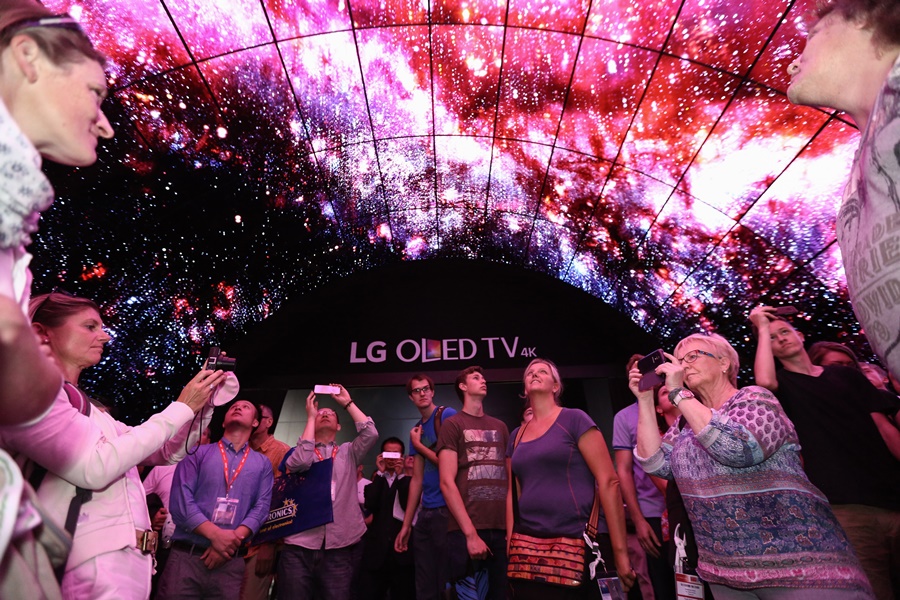 Tunel LG OLED - IFA 2016 LG IFA 2016