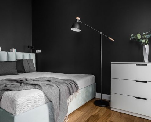 Czarne ściany w sypialni - Dragon Art