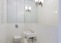 Toaleta w eklektycznym stylu - Loft factory