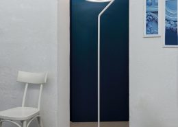 Biała, nowoczesna lampa podłogowa - Nemo