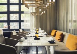 Stylowe oświetlenie w restauracji - Nemo