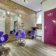 Salon fryzjerski z nutą koloru