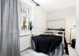 Aranżacja minimalistycznej, małej sypialni