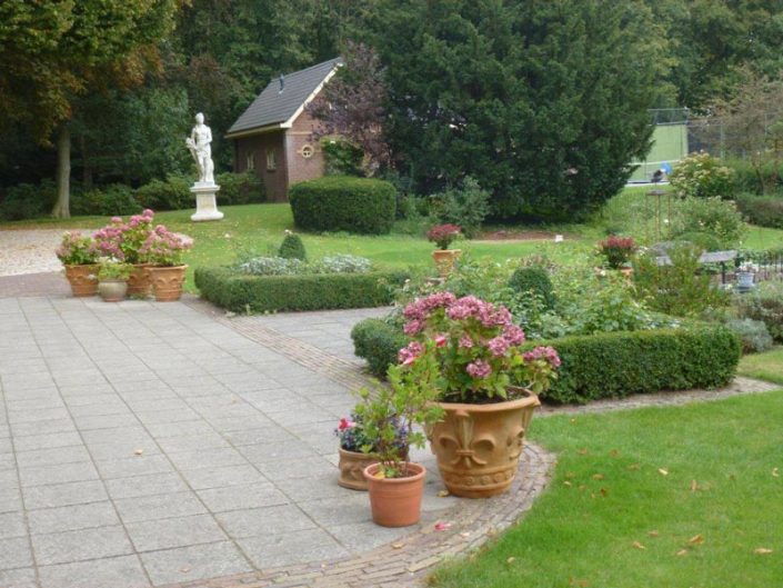 Donica ogrodowa Fleur de Lys S 39 D 36 h Capital Garden