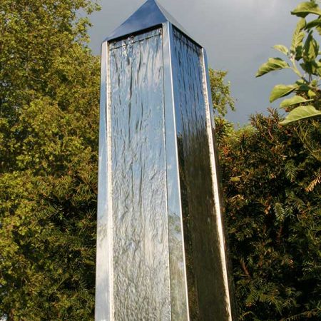 Fontanna ogrodowa AQUA OBELISK David Harber