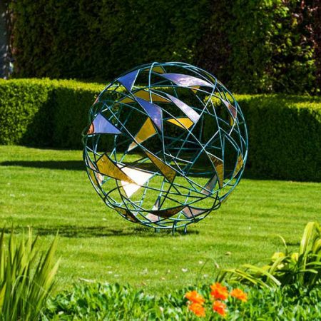 Geometryczna rzeźba ogrodowa Matrix David Harber