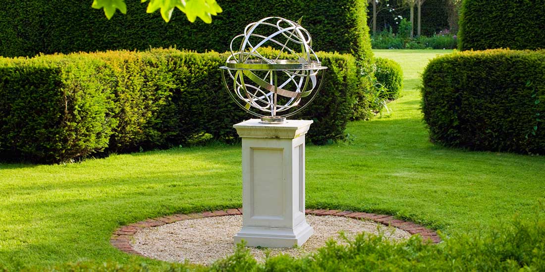 Rzeźba zegar słoneczny ze stali nierdzewnej David Harber