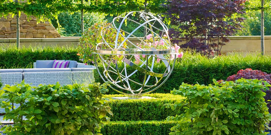 Rzeźba zegar słoneczny ze stali nierdzewnej David Harber