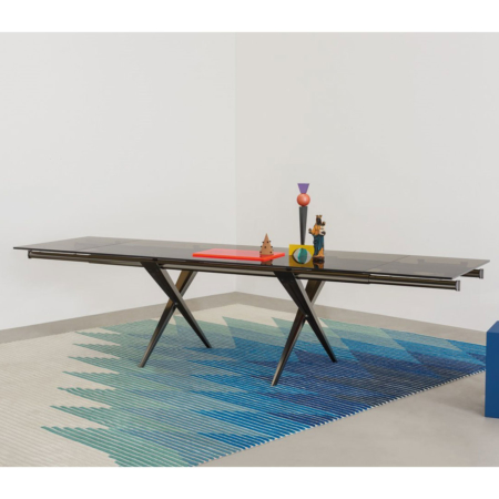 Długi, designerski stół rozkładany Tender