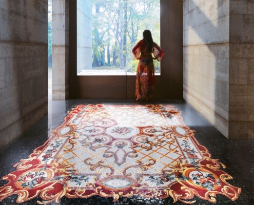 Mozaika dekoracyjna imitująca dywan w holu