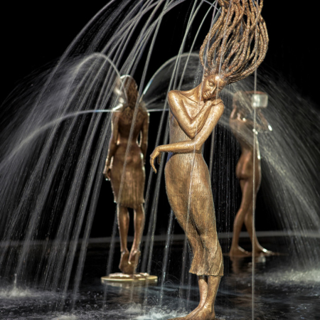 Rzeźba fontanna z brązu Primavera III Małgorzata Chodakowska