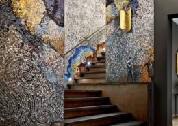 WieIobarwna mozaika wykańczająca klatkę schodową