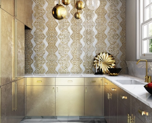 Złota mozaika w kuchni glamour