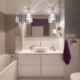 Biało-szara łazienka w stylu glamour
